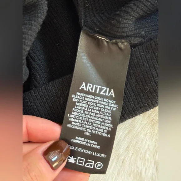 Aritzia Wilfred Off-Shoulder Black Sweater - Picture 9 of 10